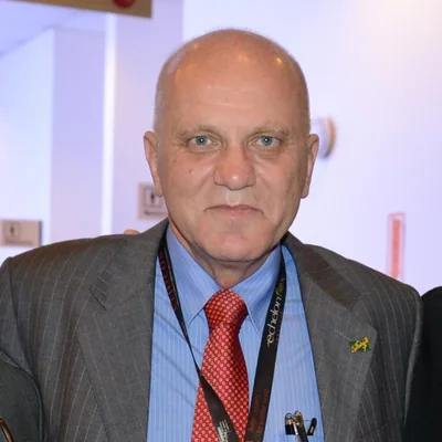 Dr. Carlos Domene