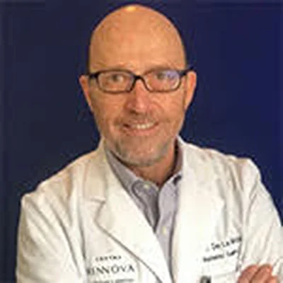 Dr. Javier de la Garza